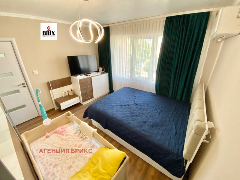 Zu verkaufen  1 Schlafzimmer Ruse , Tscharodejka - Sewer , 59 qm | 31202238 - Bild [2]