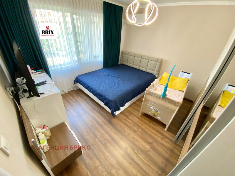 Продава  2-стаен, град Русе, Чародейка - Север • 78 900 € • ID 39001018 — holmes.bg - [1] 