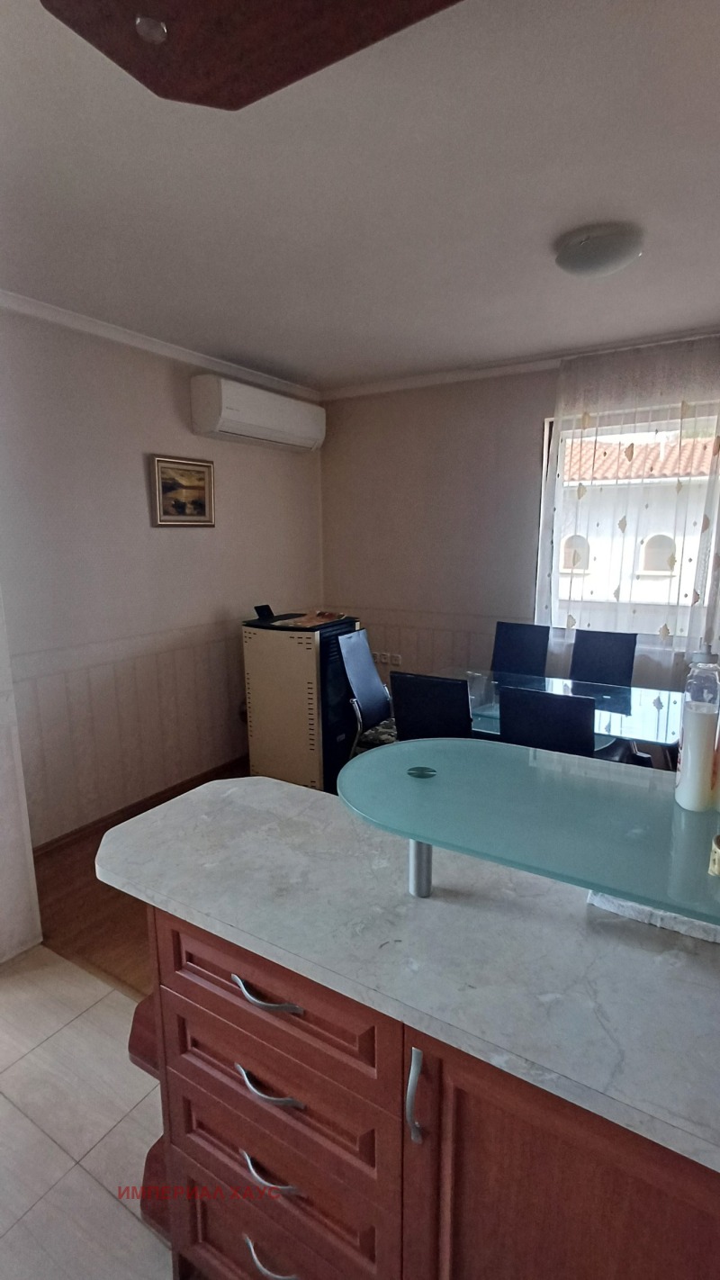 Продава 3-СТАЕН, гр. Хасково, Любен Каравелов, снимка 2 - Aпартаменти - 47217055