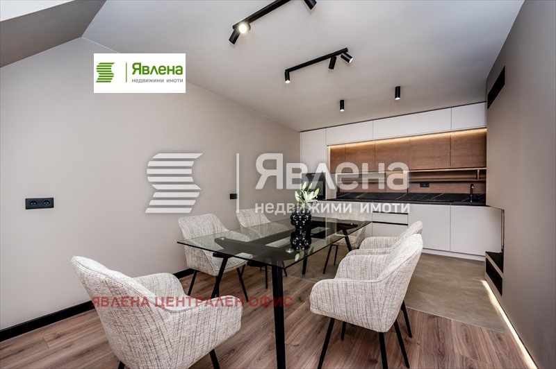 Продава 4-СТАЕН, гр. София, Център, снимка 4 - Апартаменти - 54647926