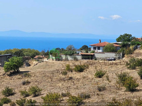 Βίλα Εμονα, περιοχή Μπουργκάς 1