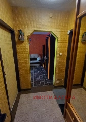 Продава 3-СТАЕН, гр. Шумен, Тракия, снимка 15 - Aпартаменти - 49427702