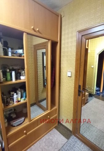 Продава  3-стаен град Шумен , Тракия , 82 кв.м | 18256747 - изображение [2]