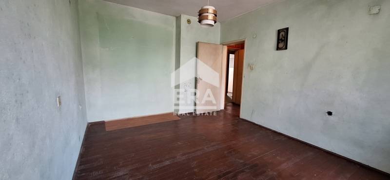 Продава  4-стаен град Велико Търново , Картала , 111 кв.м | 97437343 - изображение [2]