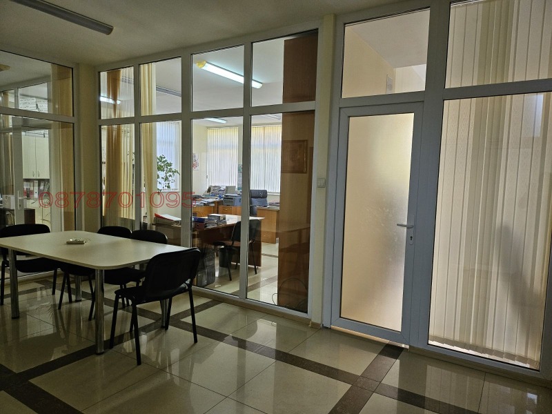 Продава ОФИС, гр. Ловеч, Център