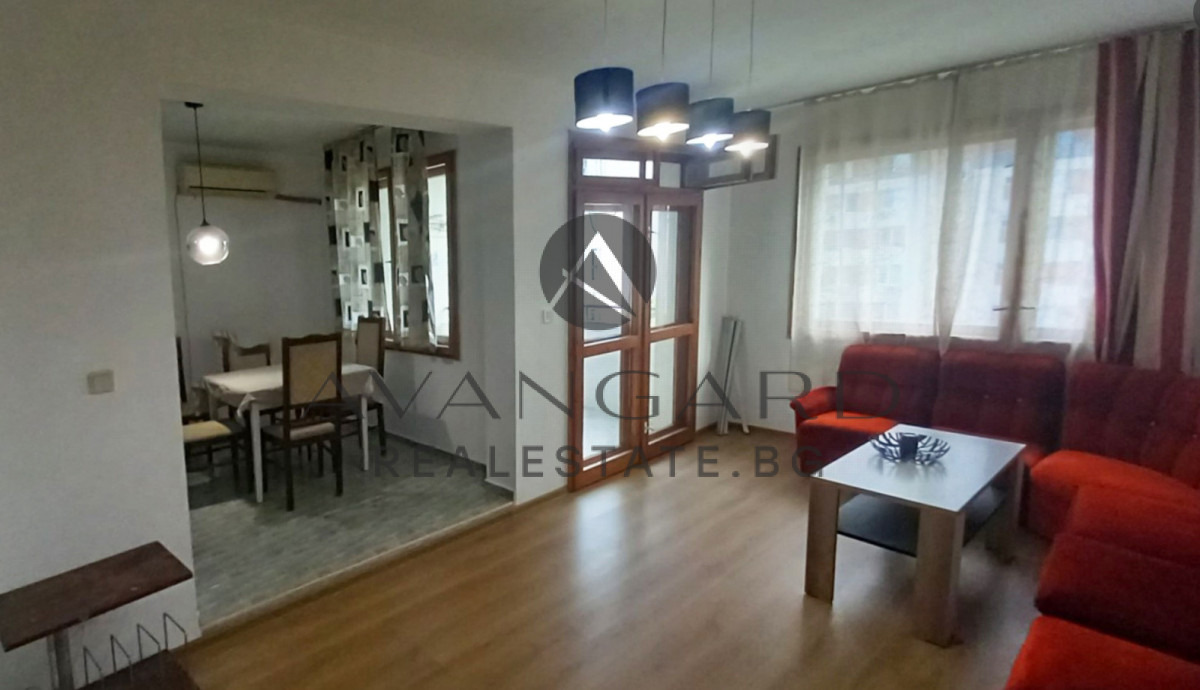 Продава 3-СТАЕН, гр. Пловдив, Кючук Париж