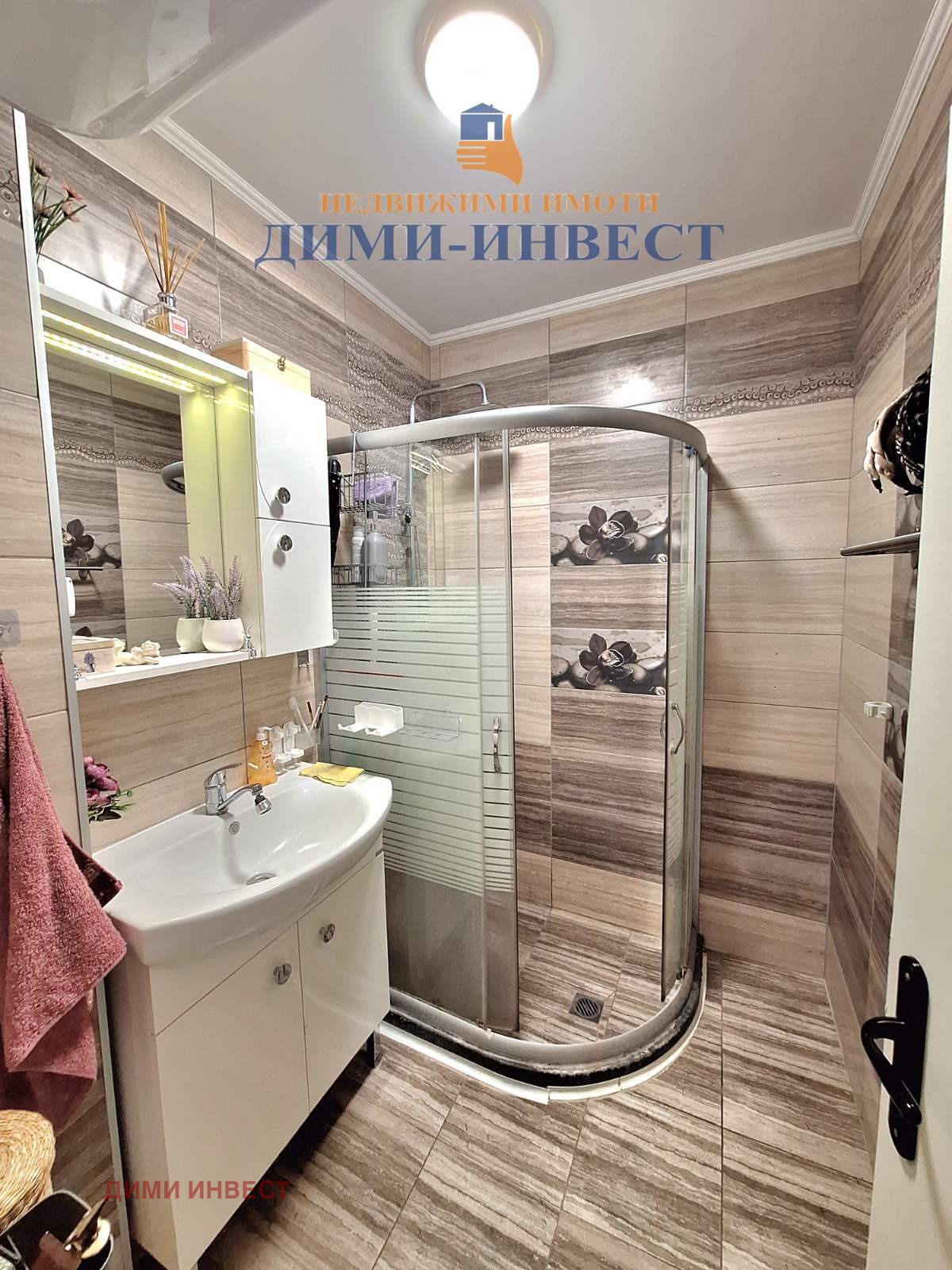Продава 3-СТАЕН, гр. Добрич, Добротица - Варненска, снимка 3 - Апартаменти - 56080378