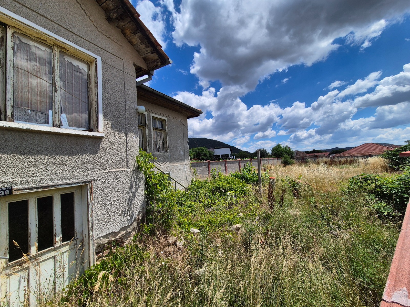 Продава ПАРЦЕЛ, гр. Хисаря, област Пловдив, снимка 5 - Парцели - 55006835