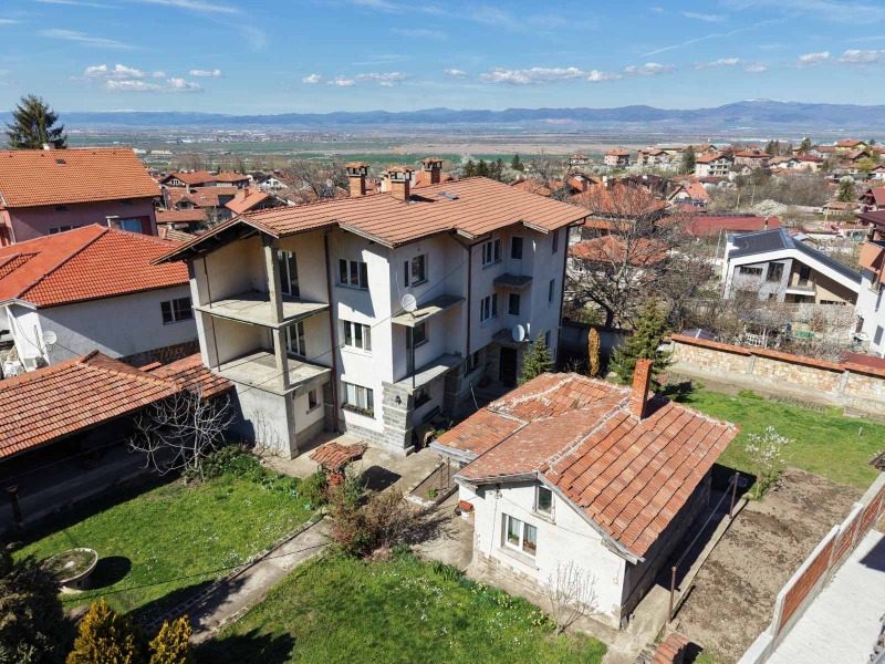 Продава КЪЩА в град София, с. Лозен - 488 кв.м / 570 000 € » 1 114 823.10 лв., ЛАКАСА ИМОТИ