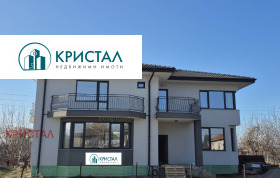 Продава  Къща, с. Златитрап