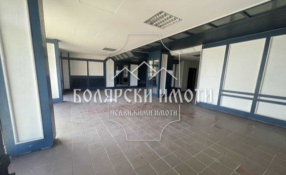 Продава ОФИС, гр. Велико Търново, Център, снимка 1 - Офиси - 46766493