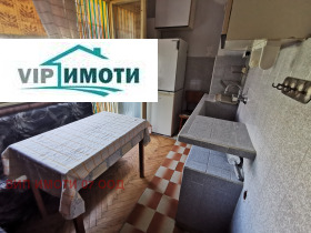 2 dormitorios Mladost, Lovech 1