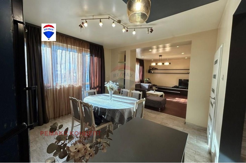 Продава  Многостаен град Шумен , Център , 143 кв.м | 53286707 - изображение [2]