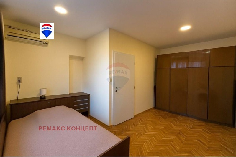 Продава  Многостаен град Шумен , Център , 143 кв.м | 53286707 - изображение [8]