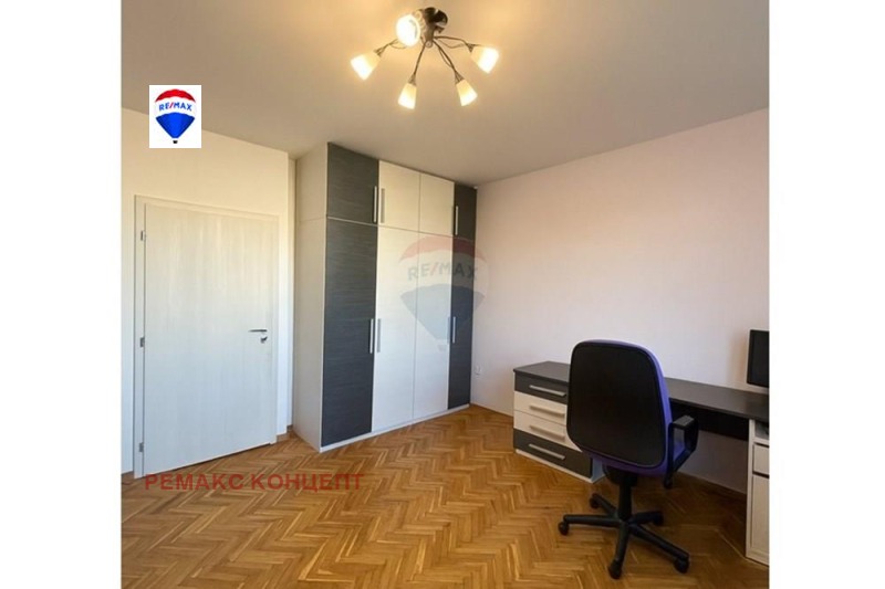 Продава  Многостаен град Шумен , Център , 143 кв.м | 53286707 - изображение [6]