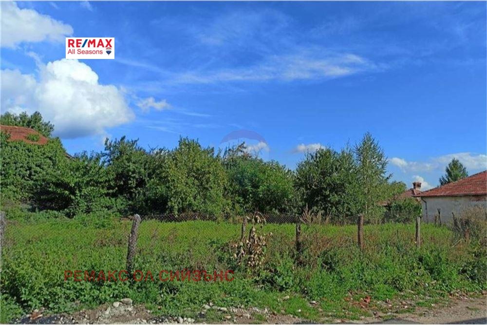 Продава КЪЩА, с. Обидим, област Благоевград, снимка 2 - Къщи - 39018151