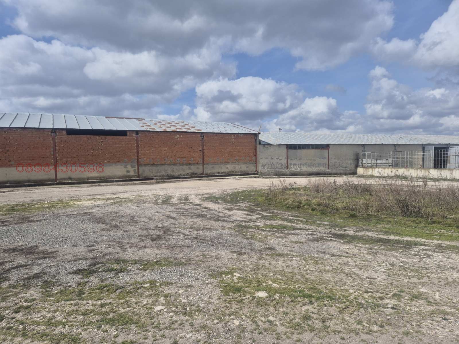 Продава СКЛАД, с. Владимирово, област Добрич, снимка 5 - Складове - 53890475