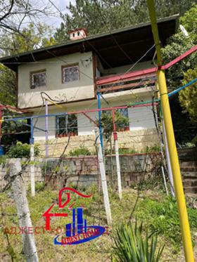 Продажба на имоти в с. Осмар, област Шумен - изображение 4 
