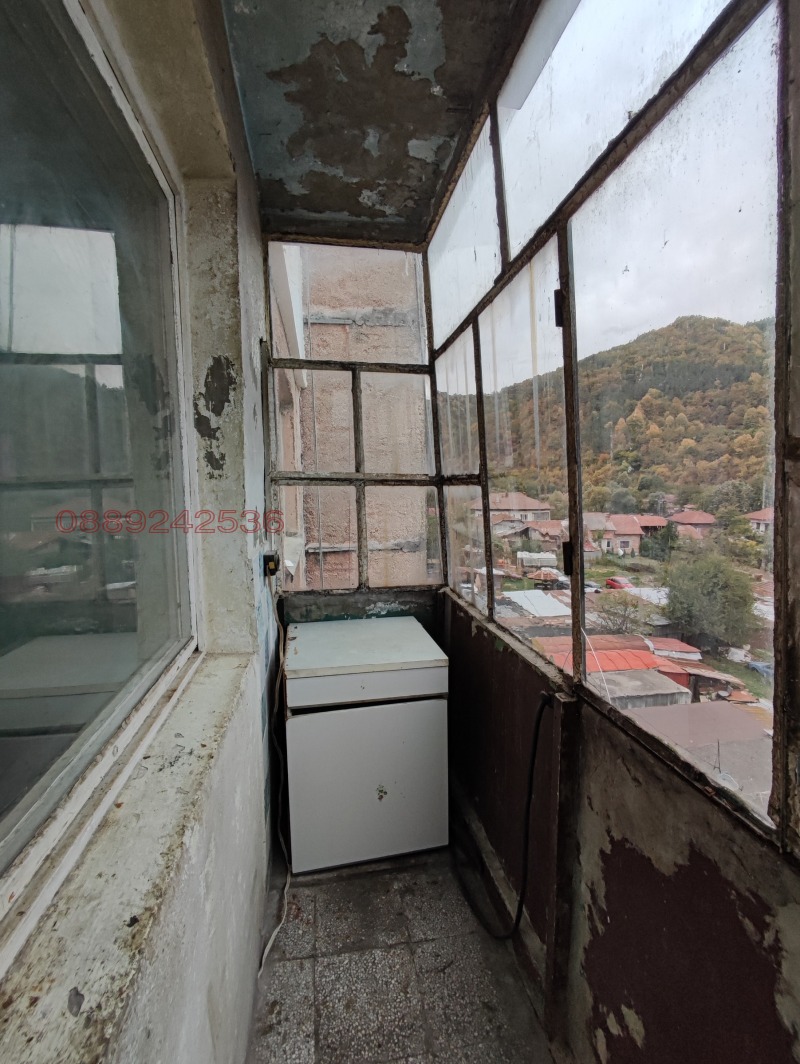 Продава 2-СТАЕН, гр. Троян, област Ловеч, снимка 2 - Апартаменти - 52781552