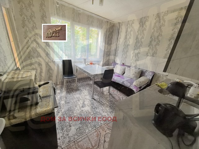 Продава 3-СТАЕН, гр. София, Младост 4