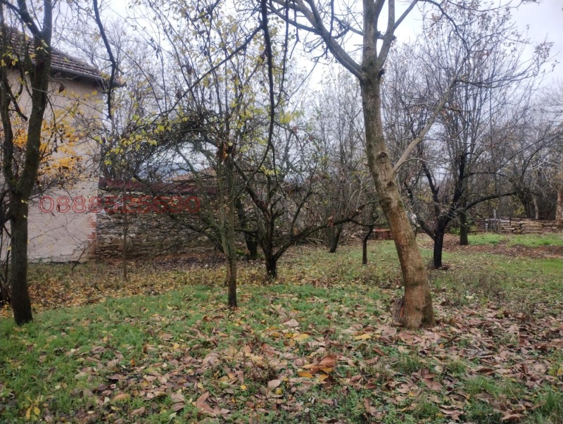 Продава КЪЩА, с. Орешене, област Ловеч, снимка 16 - Къщи - 52858524