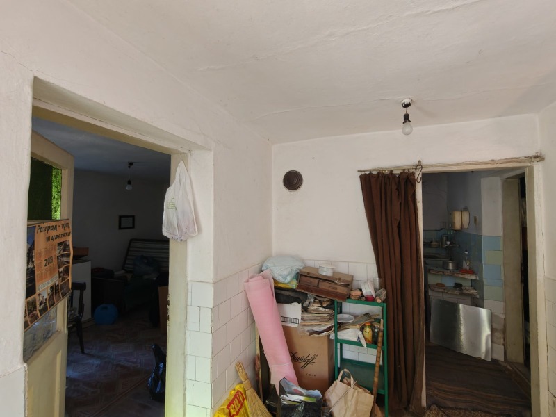 Продава КЪЩА, с. Осенец, област Разград, снимка 7 - Къщи - 53410870