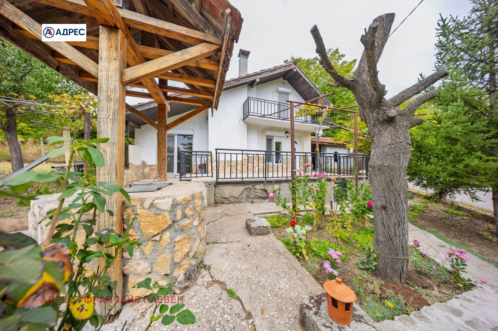 Продава КЪЩА, гр. Плевен, м-т Стражата, снимка 14 - Къщи - 56313296