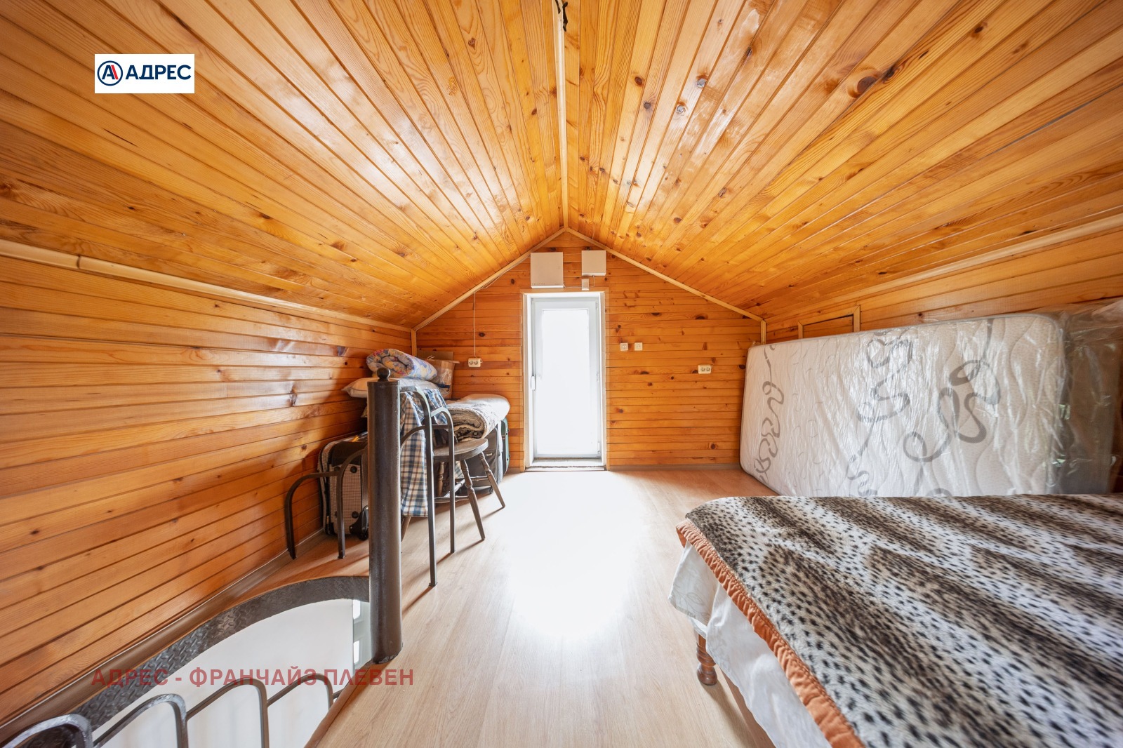 Продава КЪЩА, гр. Плевен, м-т Стражата, снимка 9 - Къщи - 56313296