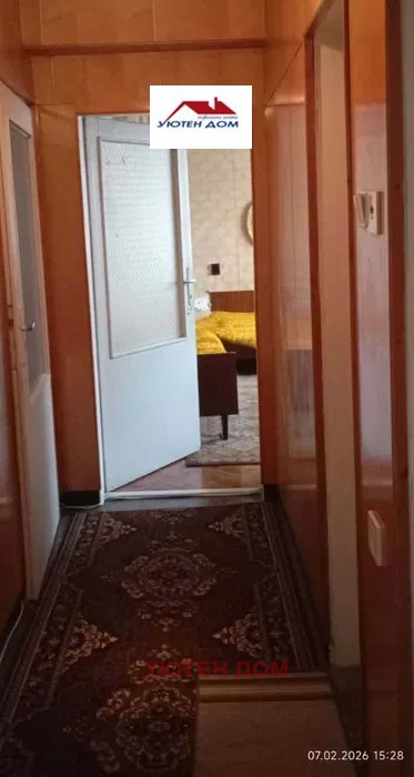 Продава 3-СТАЕН, гр. Шумен, Център, снимка 2 - Апартаменти - 53535564