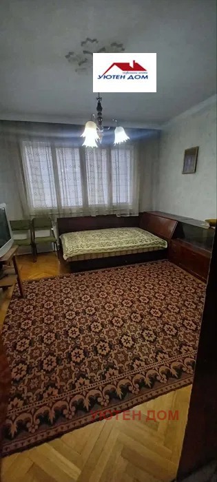 Продава 3-СТАЕН, гр. Шумен, Център, снимка 4 - Апартаменти - 53535564