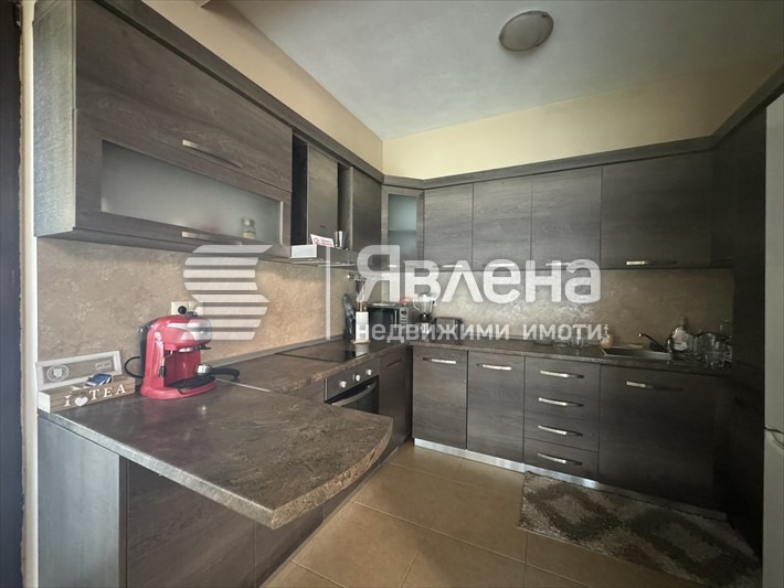 Продава КЪЩА, с. Главатарци, област Кърджали, снимка 11 - Къщи - 49173398