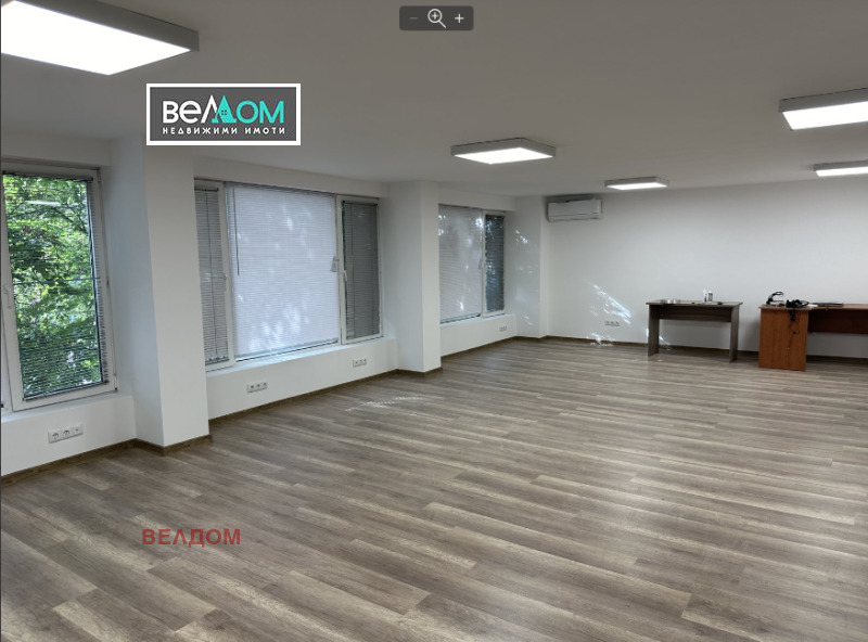 Продава ОФИС в град Варна, Център - 91 кв.м / 205 296 € » 401 524.08 лв., ВЕЛДОМ