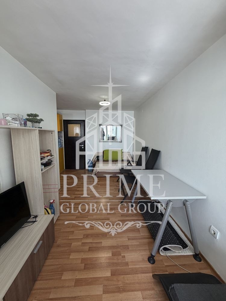Продава 2-СТАЕН, гр. Варна, Лятно кино Тракия, снимка 2 - Апартаменти - 54772356