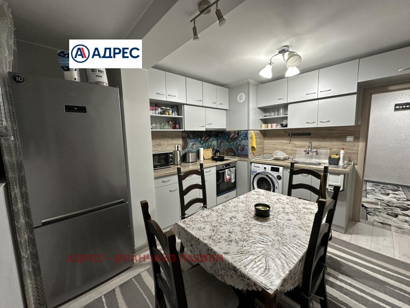 Продава 3-СТАЕН, гр. Плевен, Широк център, снимка 2 - Апартаменти - 52798647