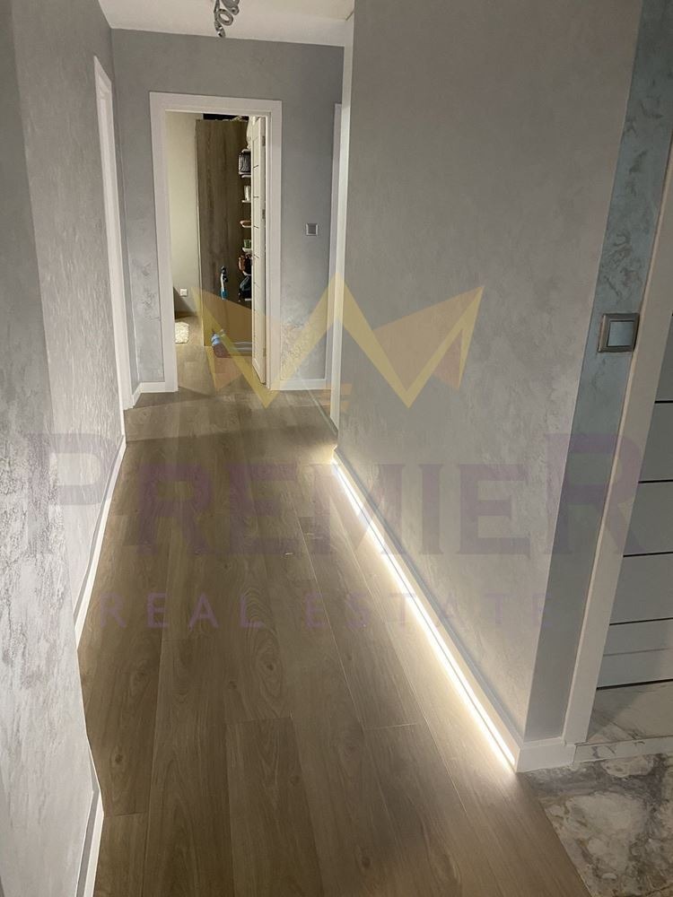 Продава МНОГОСТАЕН, гр. Бургас, Възраждане, снимка 17 - Апартаменти - 52550246