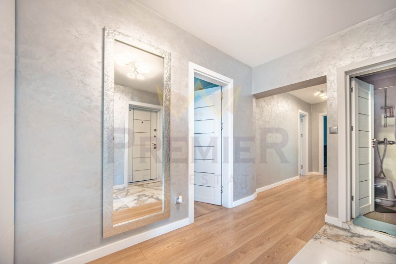 Продава МНОГОСТАЕН, гр. Бургас, Възраждане, снимка 7 - Апартаменти - 52550246