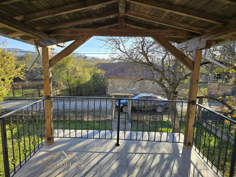 Продава КЪЩА, с. Церова кория, област Велико Търново, снимка 16 - Къщи - 48272496