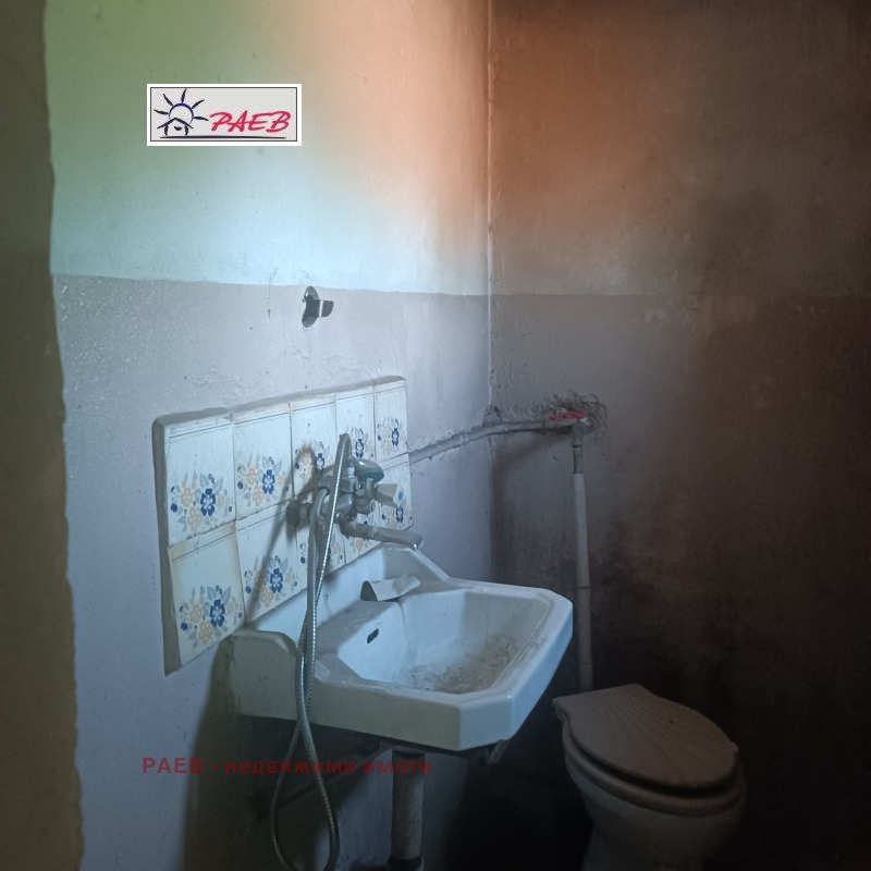 Продава  Къща град Русе , Чародейка - Юг , 149 кв.м | 99123525 - изображение [11]