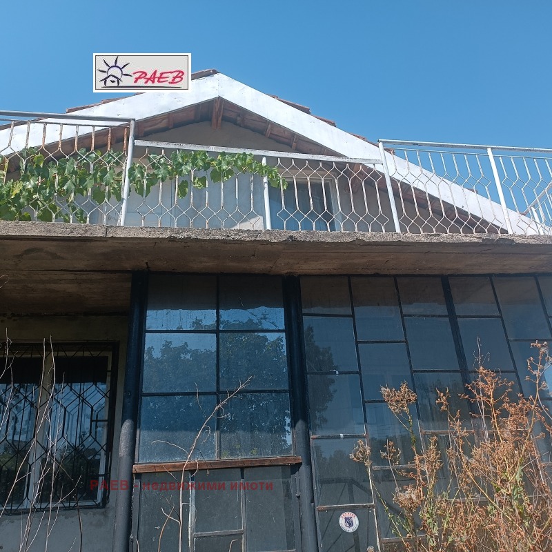 Продава  Къща град Русе , Чародейка - Юг , 149 кв.м | 99123525 - изображение [2]