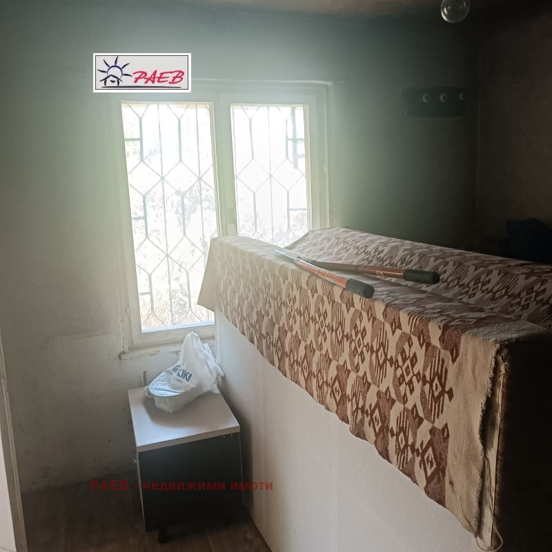 Продава  Къща град Русе , Чародейка - Юг , 149 кв.м | 99123525 - изображение [9]