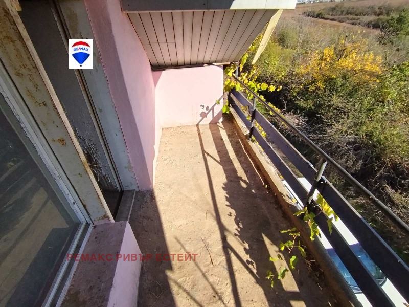 Продава ВИЛА, гр. Русе, Долапите, снимка 6 - Вили - 52224665