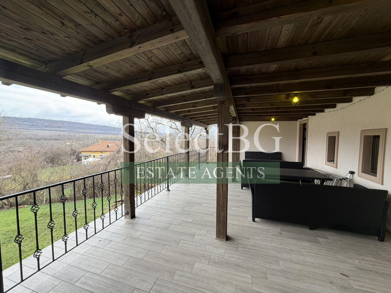 Продава КЪЩА, с. Церова кория, област Велико Търново, снимка 11 - Къщи - 48272496