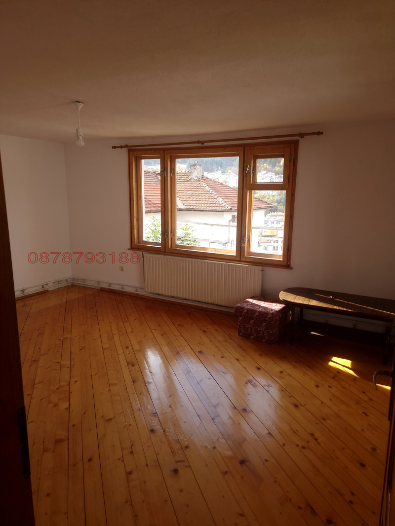 Продава КЪЩА, гр. Смолян, Устово, снимка 15 - Къщи - 53098396