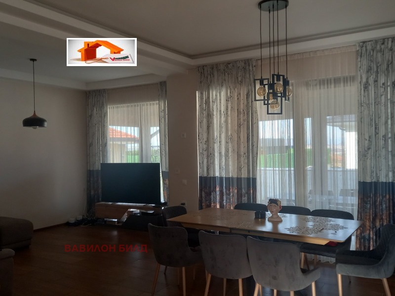 Продава КЪЩА, с. Белащица, област Пловдив, снимка 2 - Къщи - 52627059