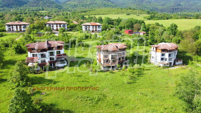 Продава  Хотел област Габрово , с. Кръвеник , 2172 кв.м | 99281198