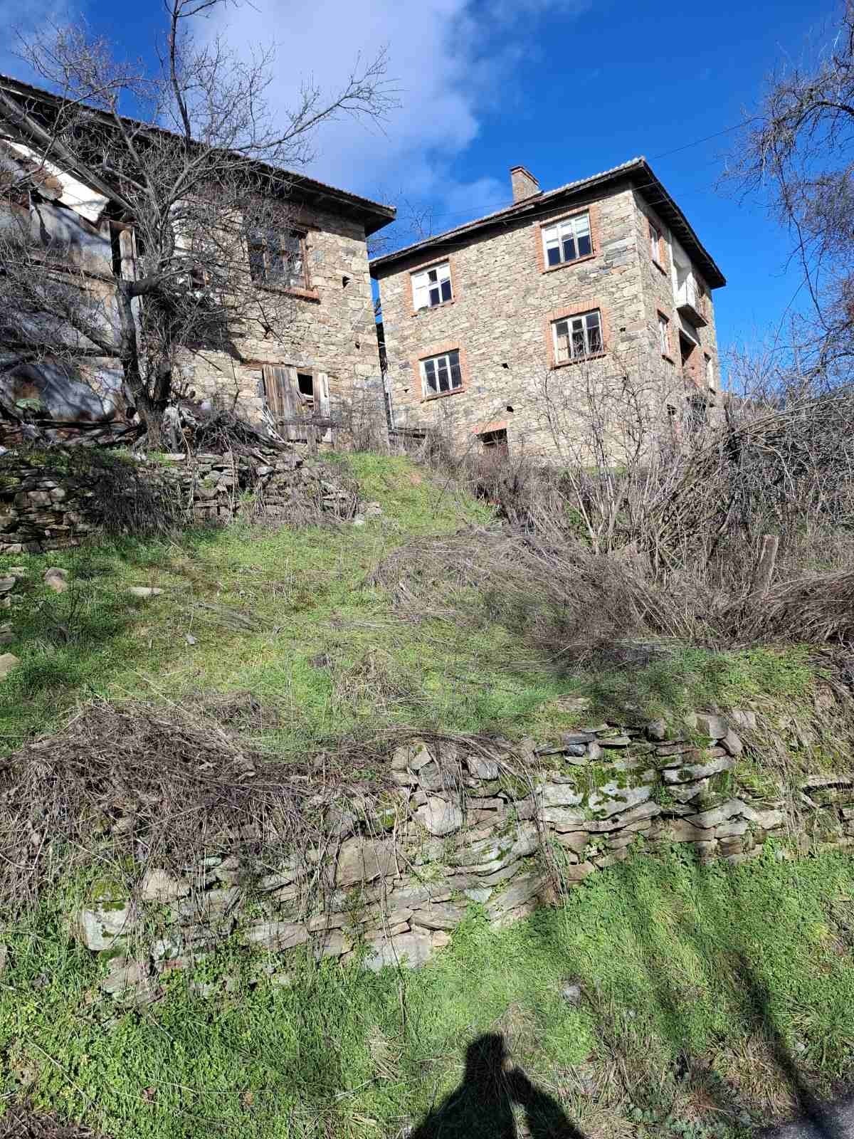 Продава КЪЩА, с. Вишнево, област Смолян