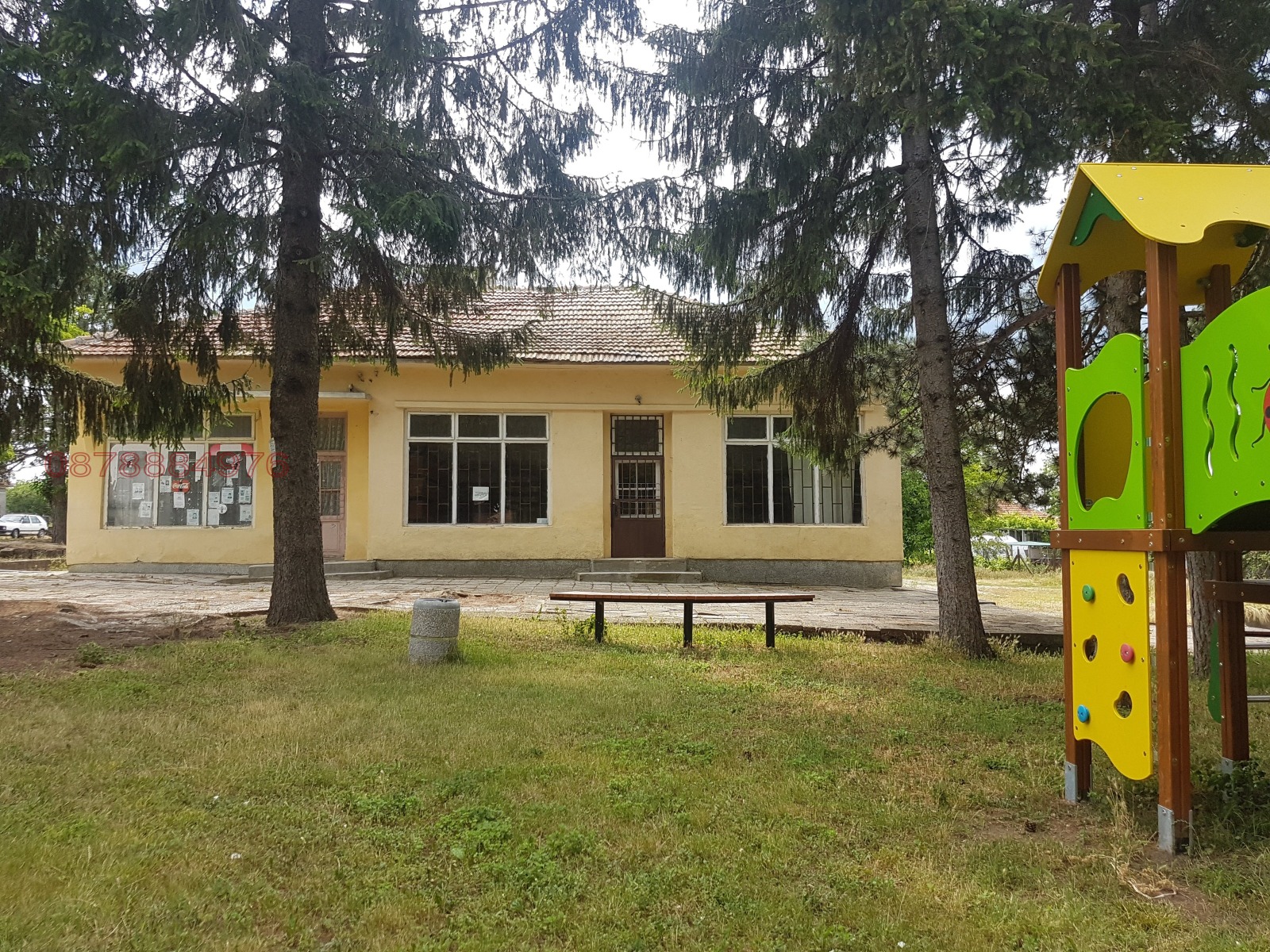 Продава МАГАЗИН, с. Кочмар, област Добрич