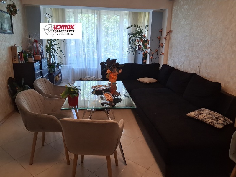 Продава 3-СТАЕН в град София, Сухата река - 85 кв.м / 209 990 € » 410 704.74 лв., ИЗТОК - ЛОЗЕН