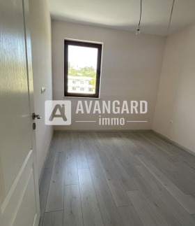 Maisonette m-t Alen mak, Varna 10