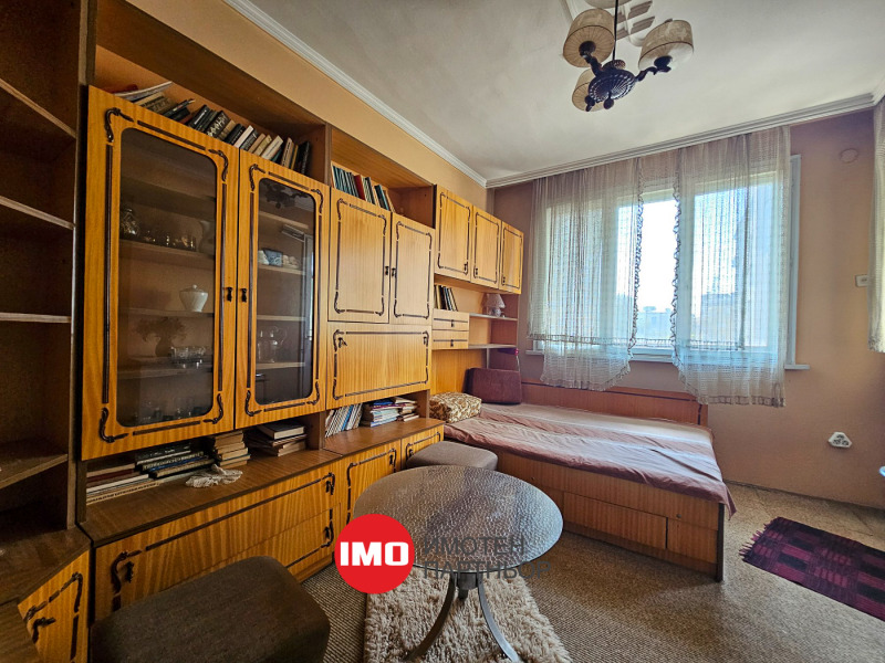 Продава 3-СТАЕН, гр. Бургас, Център, снимка 2 - Апартаменти - 52365599